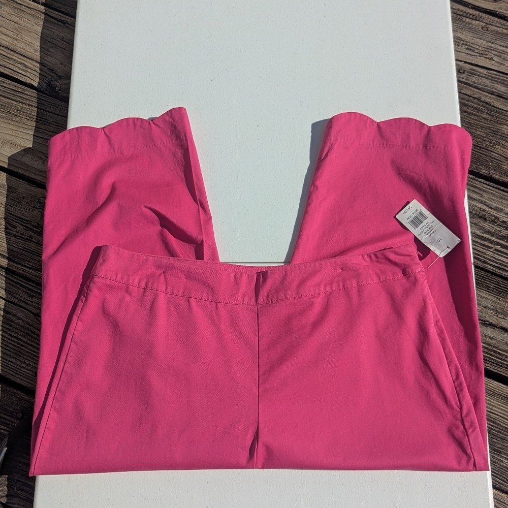Kim Rogers Pink Capris - Picture 2 of 10